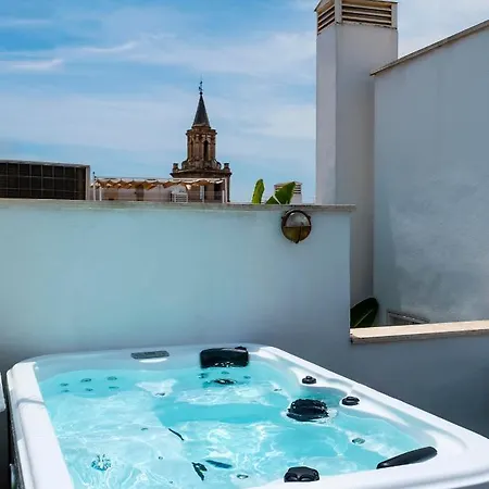 Relator * Seville